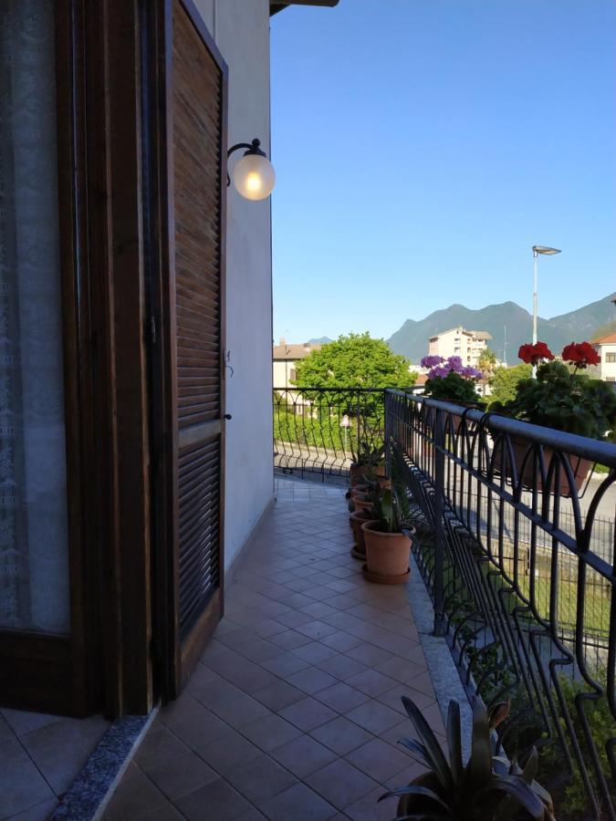 Appartamento Casa Marina Verbania Esterno foto
